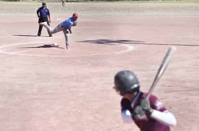 Explosiva jornada en la Liga de Beisbol de Empleados y Profesionistas