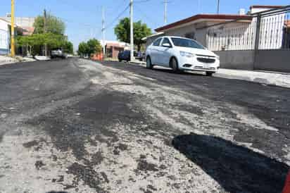 Los vecinos empezaron a notar que los trabajos no estaban concluidos y señalaron deficiencias. (Fernando Compeán)