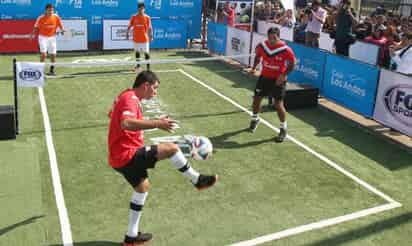 Invitan a torneo de Fut-Tenis en Paseo Colón