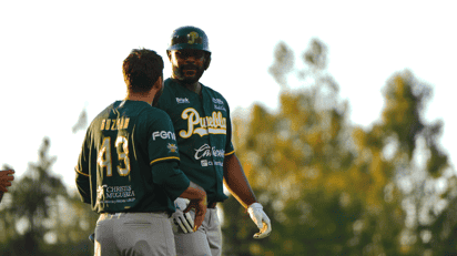 Pericos de Puebla barren a los Bravos de León