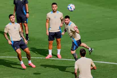 Argentina cerró preparación en su concentración en Kennesaw, Georgia, previo a su debut hoy en el Mercedes Benz Stadium de Atlanta.