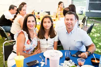 Maru Carreón, Ana Paula y Juan Luis (EL SIGLO DE TORREÓN / ENRIQUE CASTRUITA)