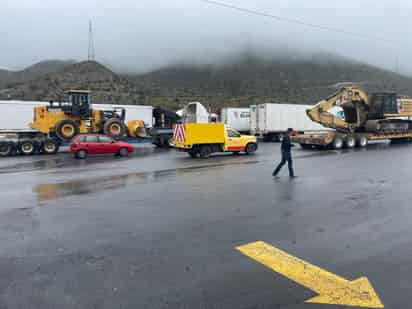 Hasta  el viernes que empezó la tormenta había 100 familias incomunicadas. (EL SIGLO DE TORREÓN) 