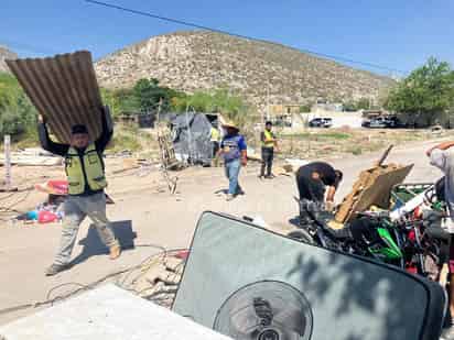 Desalojan a invasores en colonia Las Luisas, buscarán reubicarlos
