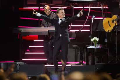 El cantante mexicano Luis Miguel en la plaza de toros de Córdoba.