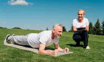 Rutina para fortalecer el abdomen después de los 60 años