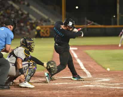 Algodoneros pasó algunos apuros, pero lograron imponerse en el primero de la serie. (Ramón Sotomayor)