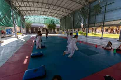 Talleres de verano en el Centro Comunitario Peñoles