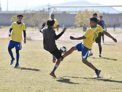 Se espera un emocionante juego en
el campo 4 de San Pablo, en la que los
equipos contarán con el incondicional apoyo de su porra. (Archivo)