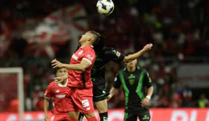 Toluca vence a Juárez con doblete de 'Paulinho'