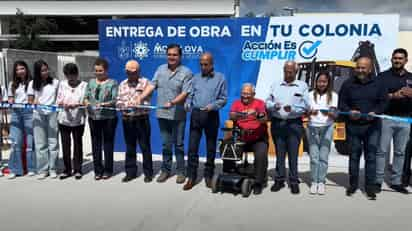 Entrega alcalde obra de pavimento en colonia Fovissste de Monclova