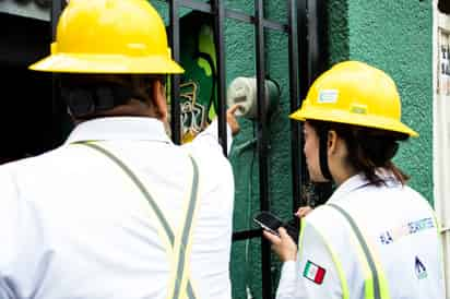 Operativo contra 'colgados' de la luz. (ARCHIVO)