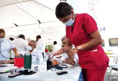 Brigada de salud en Torreón (EL SIGLO DE TORREÓN)