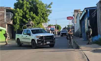 Fuerte movilización de fuerzas federales. (ESPECIAL)