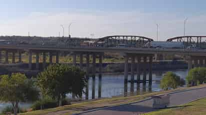 El Puente Internacional número II. (RENÉ ARELLANO)