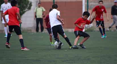 Curso de Futbol y Recreación Deportiva Verano 2024.