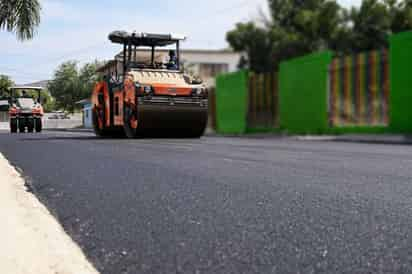 Las acciones de pavimentación abarcaron diversas vialidades, no solo en el Centro de la ciudad, sino también en colonias y comunidades. (EL SIGLO DE TORREÓN)