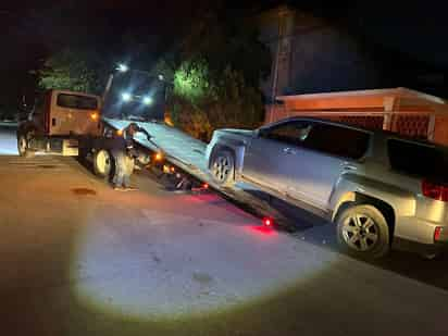 Camioneta de la marca GMC, línea Terrain, color gris. (EL SIGLO DE TORREÓN)