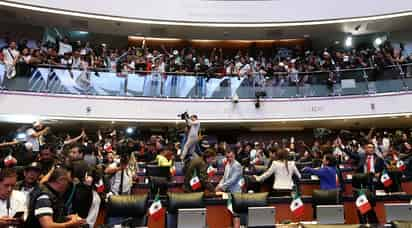 Protesta durante discusión de la reforma al Poder Judicial. (ARCHIVO)