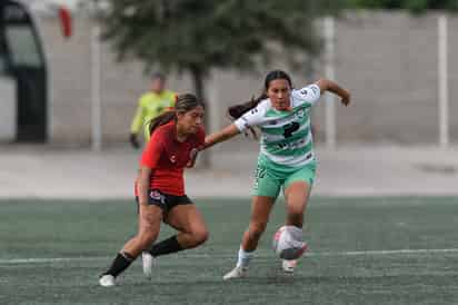 Con su participación en el primer equipo, la juvenil Frida Cussin en el Apertura 2024, ha aportado minutos en la regla de menores. 