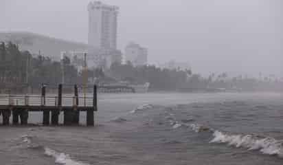 Declaran alerta roja en el estado de Guerrero por lluvias de John