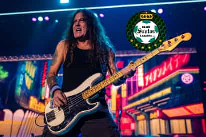 Club Santos Laguna: integrante de Iron Maiden recibe playera de los Guerreros | VIDEO