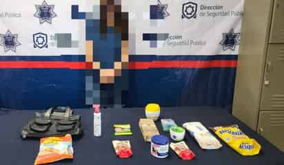 Mujer detenida por intentar robar productos en supermercado