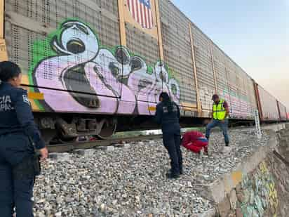 Mujer pierde la vida arrollada por el tren; se presume estaba bajo los efectos de estupefacientes