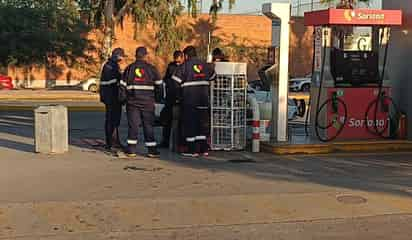 Ladrones golpean a despachador de gasolina y le roban 60 mil pesos