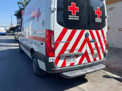 Ambulancia de Cruz Roja (EL SIGLO DE TORREÓN)