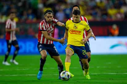 Chivas se hunde en crisis tras caer ante América en amistoso Clásico Nacional