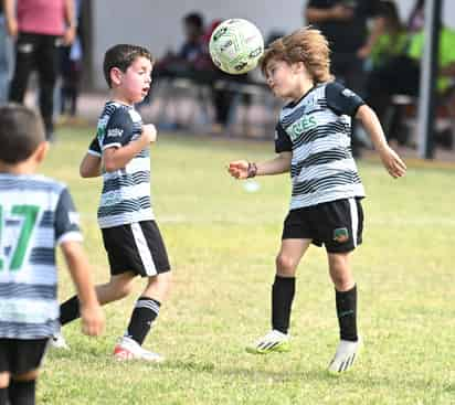 Durante 5 días, la competencia fue ardua en el Colegio Inglés de Torreón,
donde los locales dieron su máximo esfuerzo.(Foto Ramón Sotomayor)