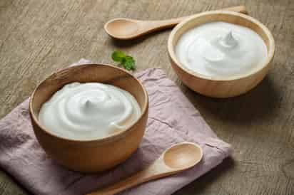 El yogurt contiene proteínas muy útiles para el ser humano y con una mayor digestibilidad que la leche.