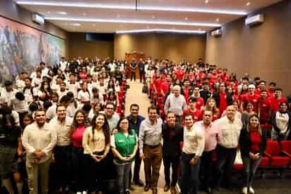 Conferencia 'Mente Chida, Juventud Sana' (EL SIGLO DE TORREÓN)