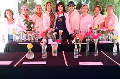 Paqui, Pily, Alma, Lourdes, Lupita, Cristy, Kitty, Lucía y Ángeles (EL SIGLO DE TORREÓN)
