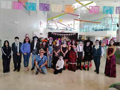 Con el Club de los Viernes y Una Noche en el Museo, buscan fomentar tradiciones mexicanas entre los menores