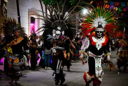 Desfile del Día de Muertos en Lerdo.