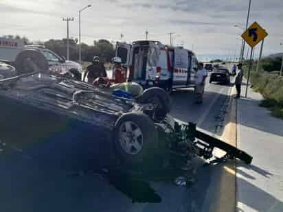 Vuelca ebrio conductor en Ramos Arizpe