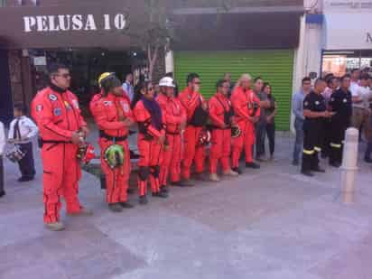 Brigada Topos Azteca viaja a España para apoyar en rescates por el fenómeno meteorológico la DANA