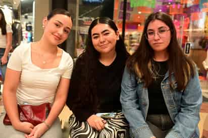 Vanessa Reyes, Daritza Paredes y Monserrat Ruccobo (EL SIGLO DE TORREÓN)
