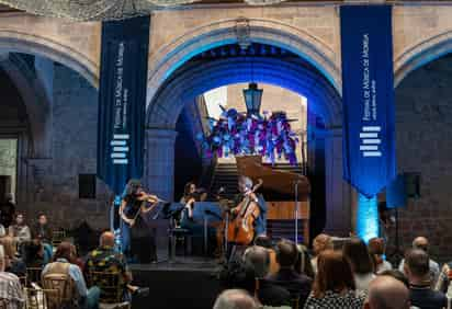 Agrupación. Los músicos cubanos visitaron México para participar en el Festival de Música de Morelia. (CORTESÍA)