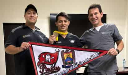 Joven lagunero se luce en Estatal de Powerlifting