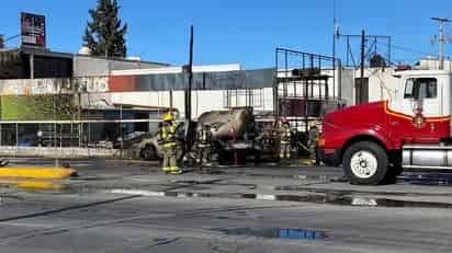 Estalla pipa con gas en en la colonia Lomas de Lourdes en Saltillo