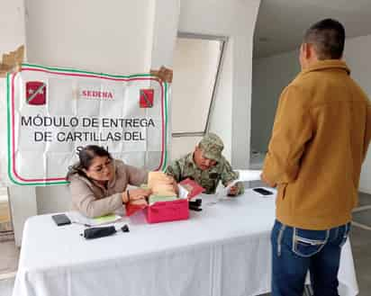 Sábados y domingos de diciembre liberan cartilla militar en Lerdo a clase 2005