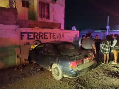 Joven impacta contra barda en Gómez Palacio (EL SIGLO DE TORREÓN)