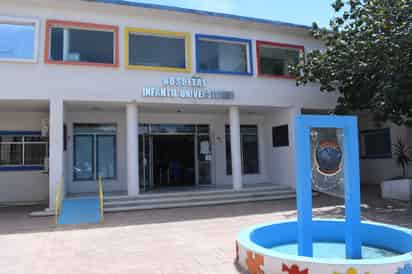 El Hospital Infantil de Torreón descartó que haya una menor con
las características que fueron difundidas en las redes sociales. 