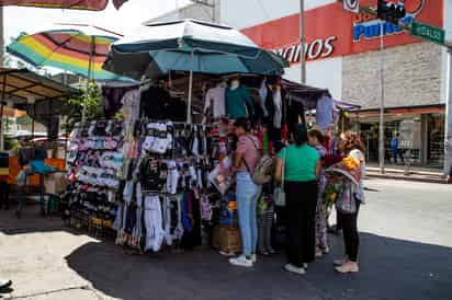 Vendedores ambulantes. (ARCHUVIO)