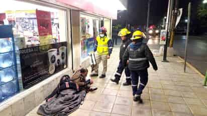 En marcha Operativo Navideño para brindar apoyo a personas en situación de calle en Gómez Palacio