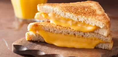 Sándwich de queso americano o amarillo (ESPECIAL)