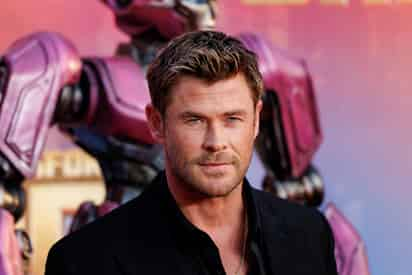 El rey de la belleza: Chris Hemsworth, el hombre más guapo del 2024